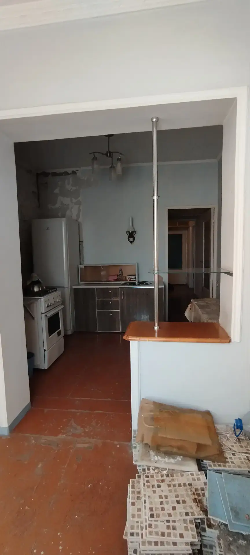 2 xonali kvartira sotiladi − 60 m²