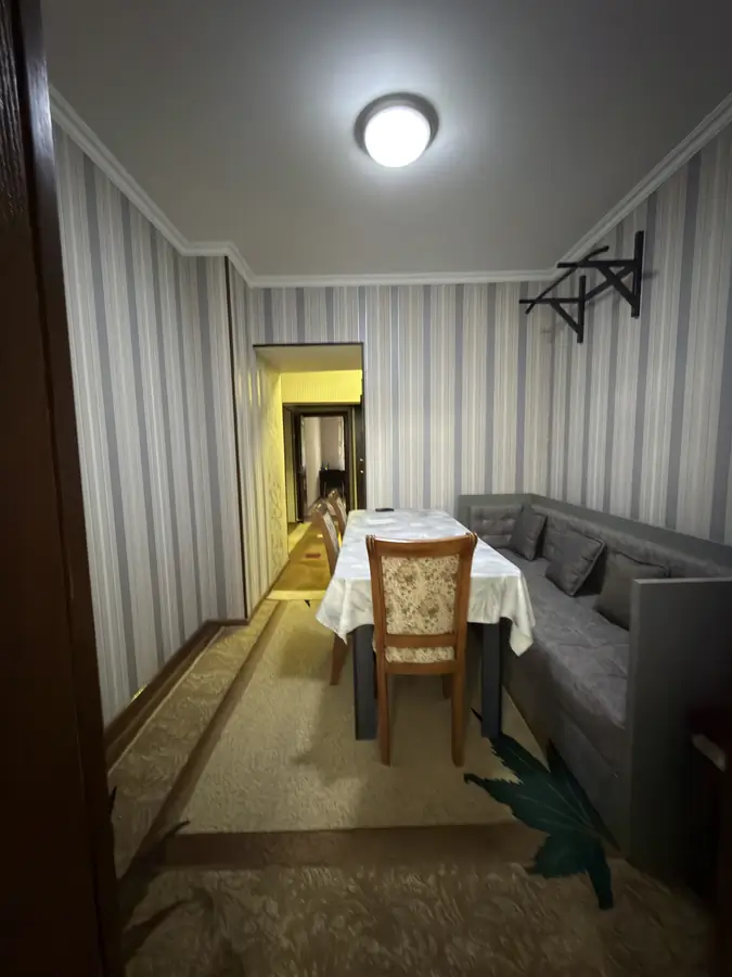 4 xonali kvartira − 96 m², 1/9 qavat