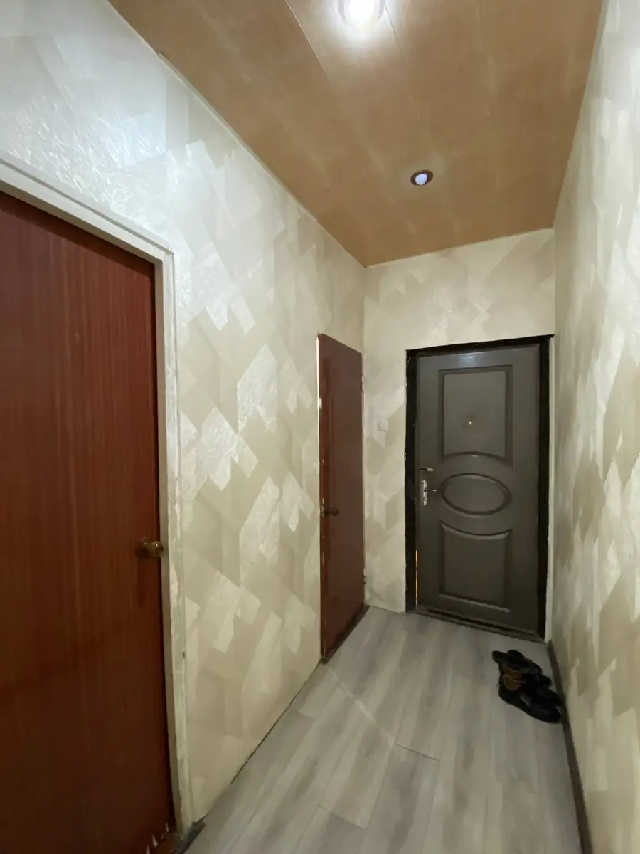 2 xonali kvartira sotiladi − 50 m²