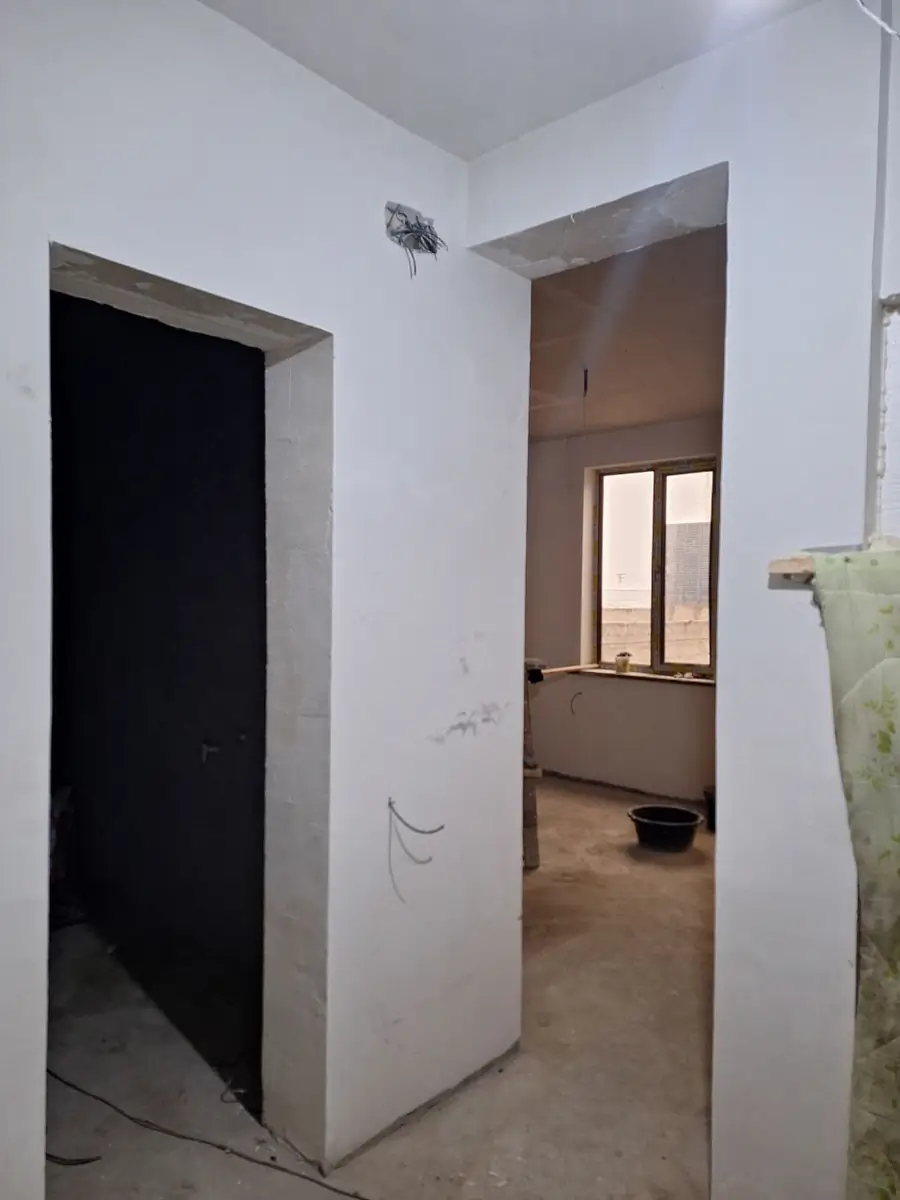 2 qavatli uy sotiladi − 240 m²