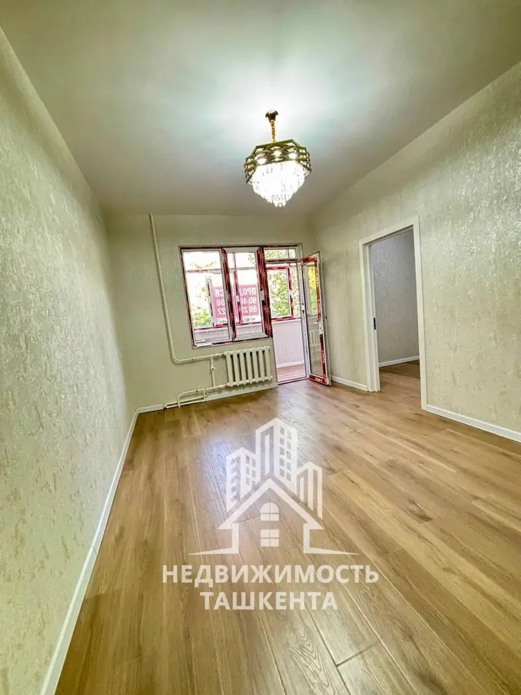 2 xonali kvartira sotiladi − 52 m²