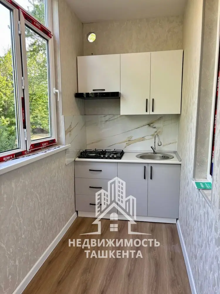 2 xonali kvartira sotiladi − 52 m²