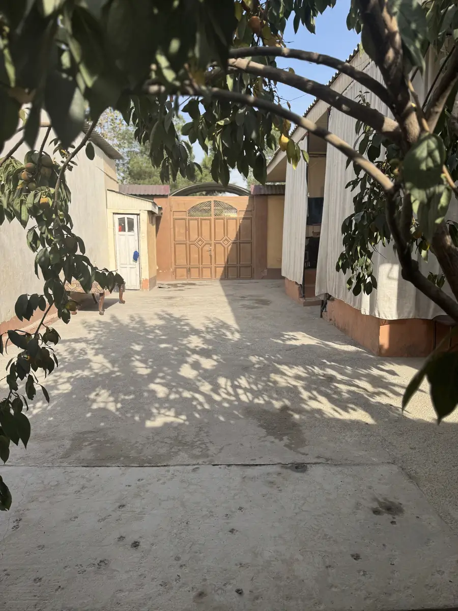 Продается участок − 2.4 сот.