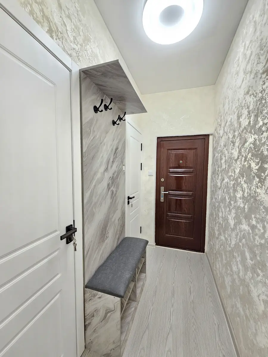 2 xonali kvartira sotiladi − 48 m²