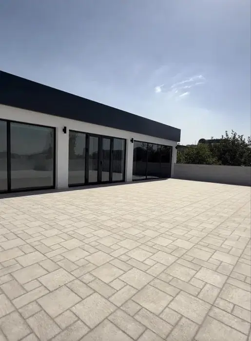 Ijaraga 2 qavatli uy − 750 m²