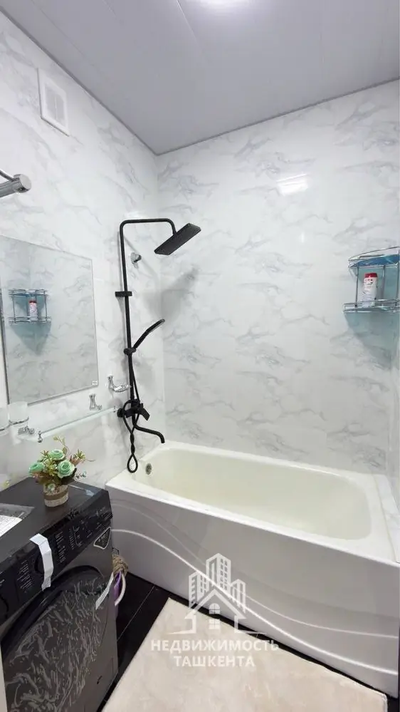 2 xonali kvartira sotiladi − 50 m²