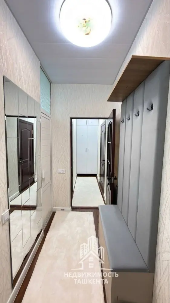 2 xonali kvartira sotiladi − 50 m²