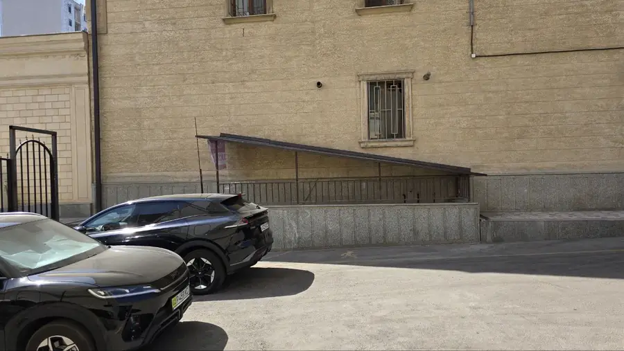 Ofis − 300 m², -1/8 qavat