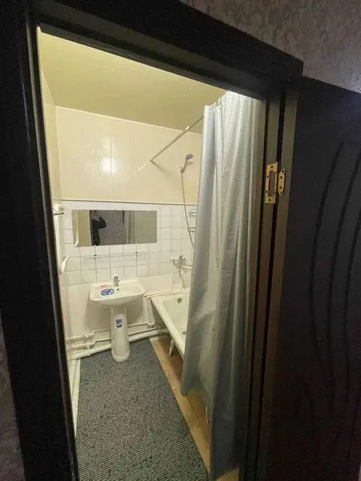 Сдается 3-комнатная квартира − 77 м²