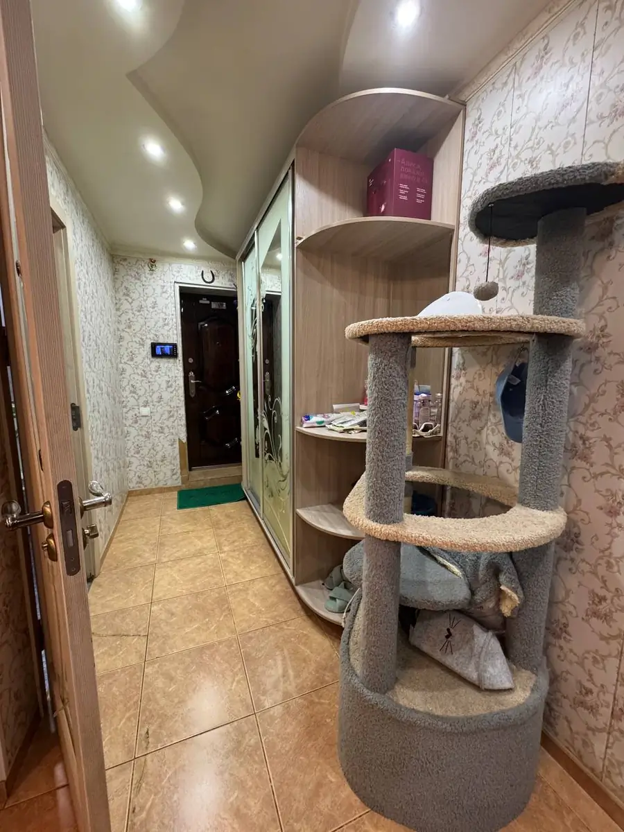 2 xonali kvartira − 50 m², 4/4 qavat