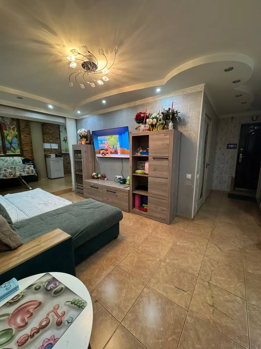 Sochli bokira porno videolar Jinsiy qul ustidan Kinky BDSM qullik