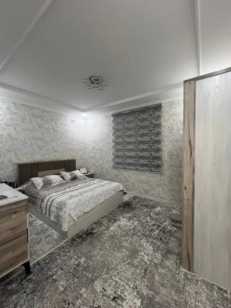 2 qavatli uy − 100 m², 1 sot. 