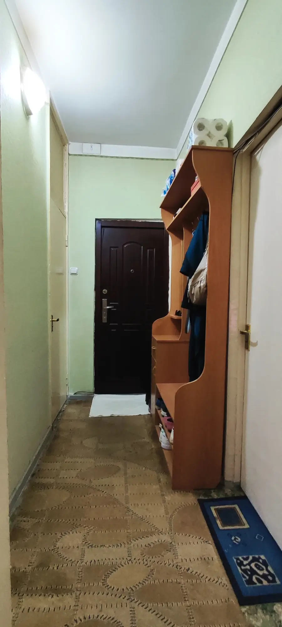 3 xonali kvartira sotiladi − 67 m²