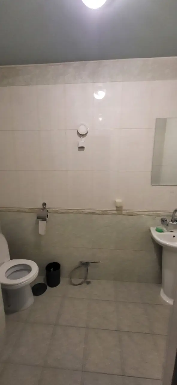 Ofis − 100 m², 1/16 qavat