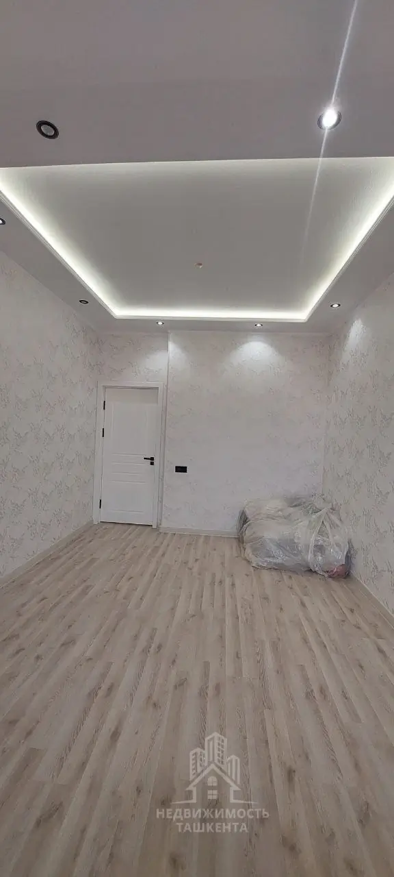 4 xonali kvartira − 112 m², 10/10 qavat