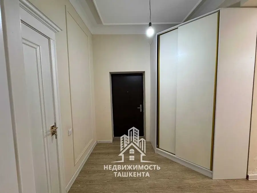 3 xonali kvartira sotiladi − 80 m²