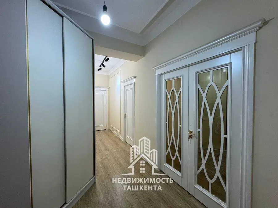 3 xonali kvartira sotiladi − 80 m²