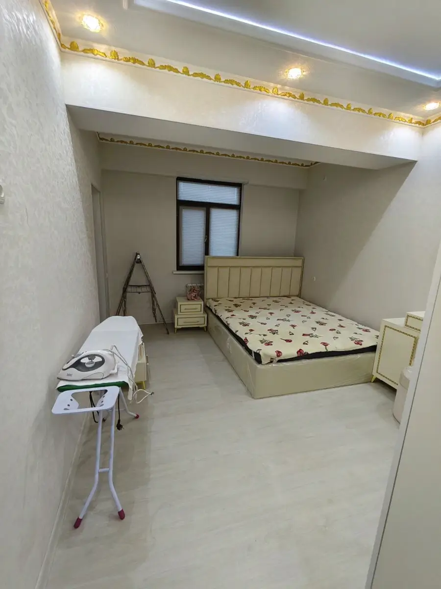 Сдается 2-комнатная квартира − 74 м²