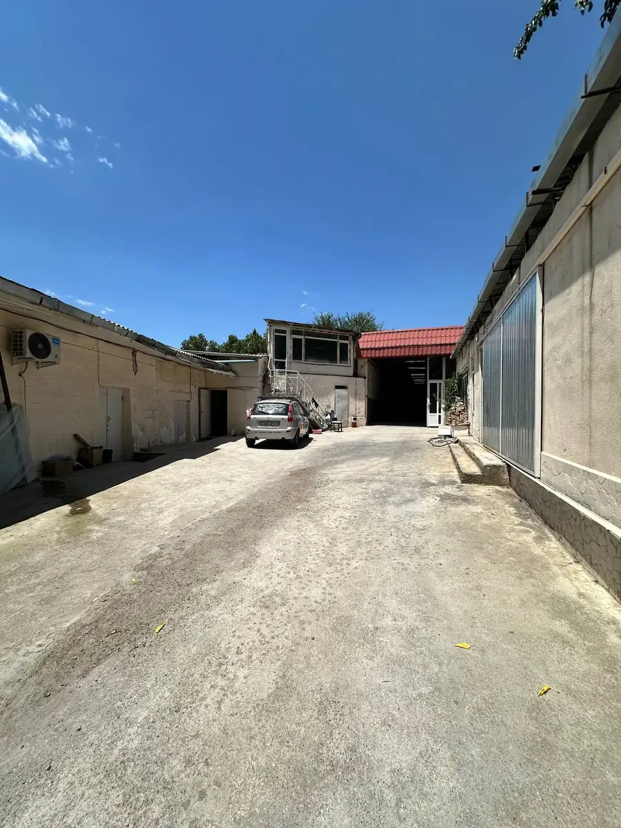 Ombor − 900 m², 1/1 qavat