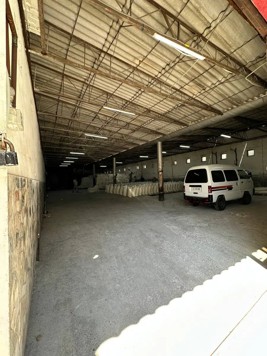 Ombor − 900 m², 1/1 qavat