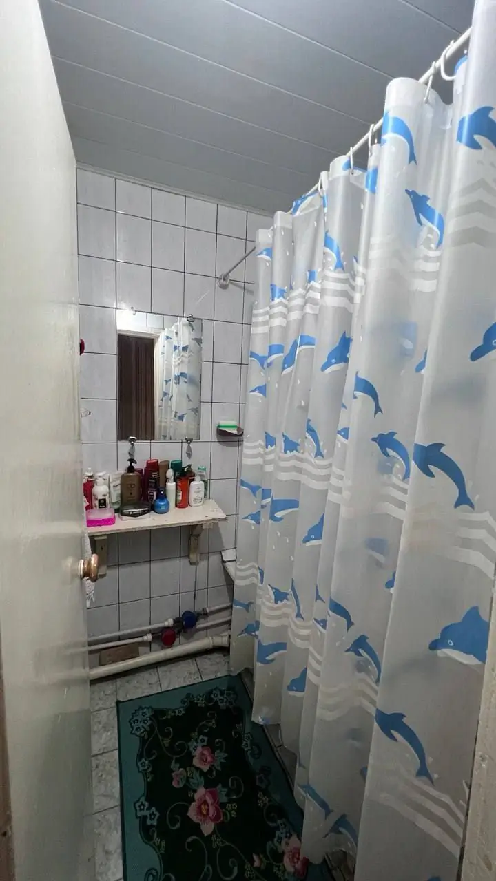 Продается 2-комнатная квартира − 56 м²