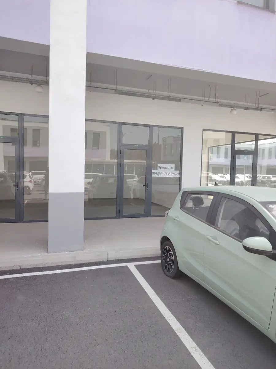 Savdo-sotiq maydoni − 22 m², 1/2 qavat