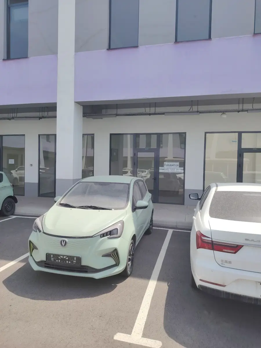 Savdo-sotiq maydoni − 22 m², 1/2 qavat