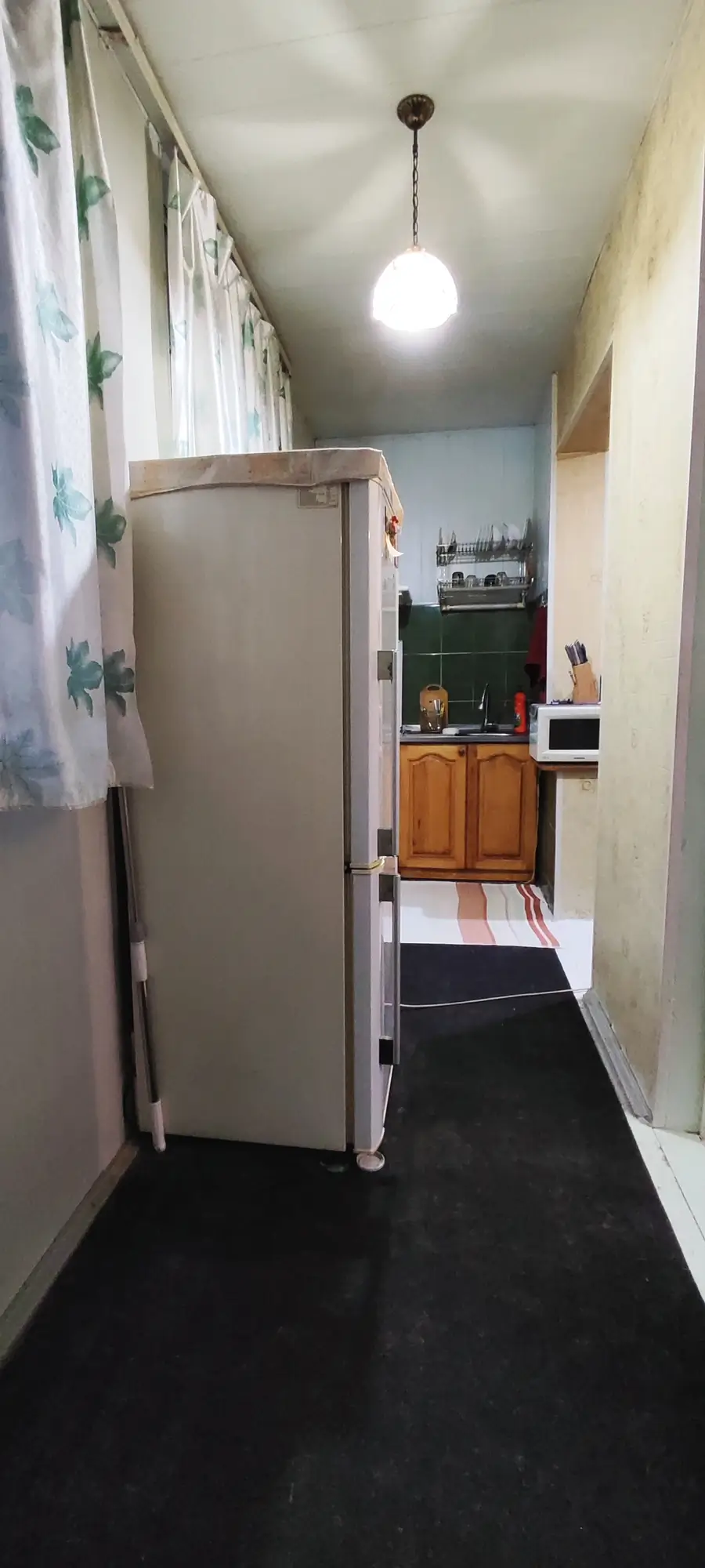 3 xonali kvartira sotiladi − 67 m²