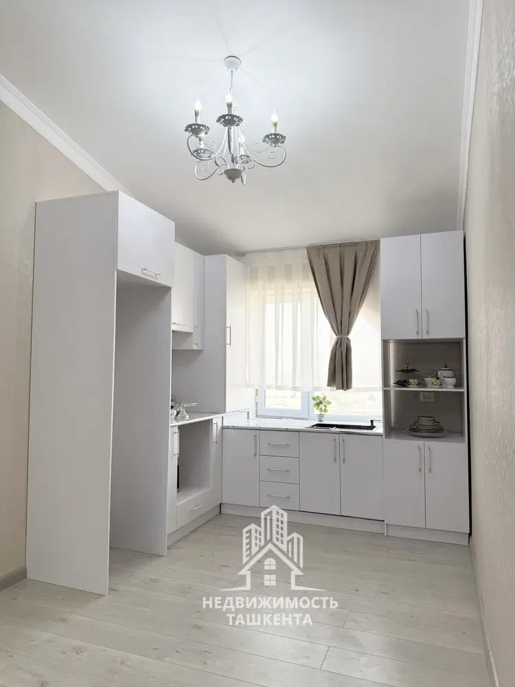 2 xonali kvartira − 44 m², 8/8 qavat