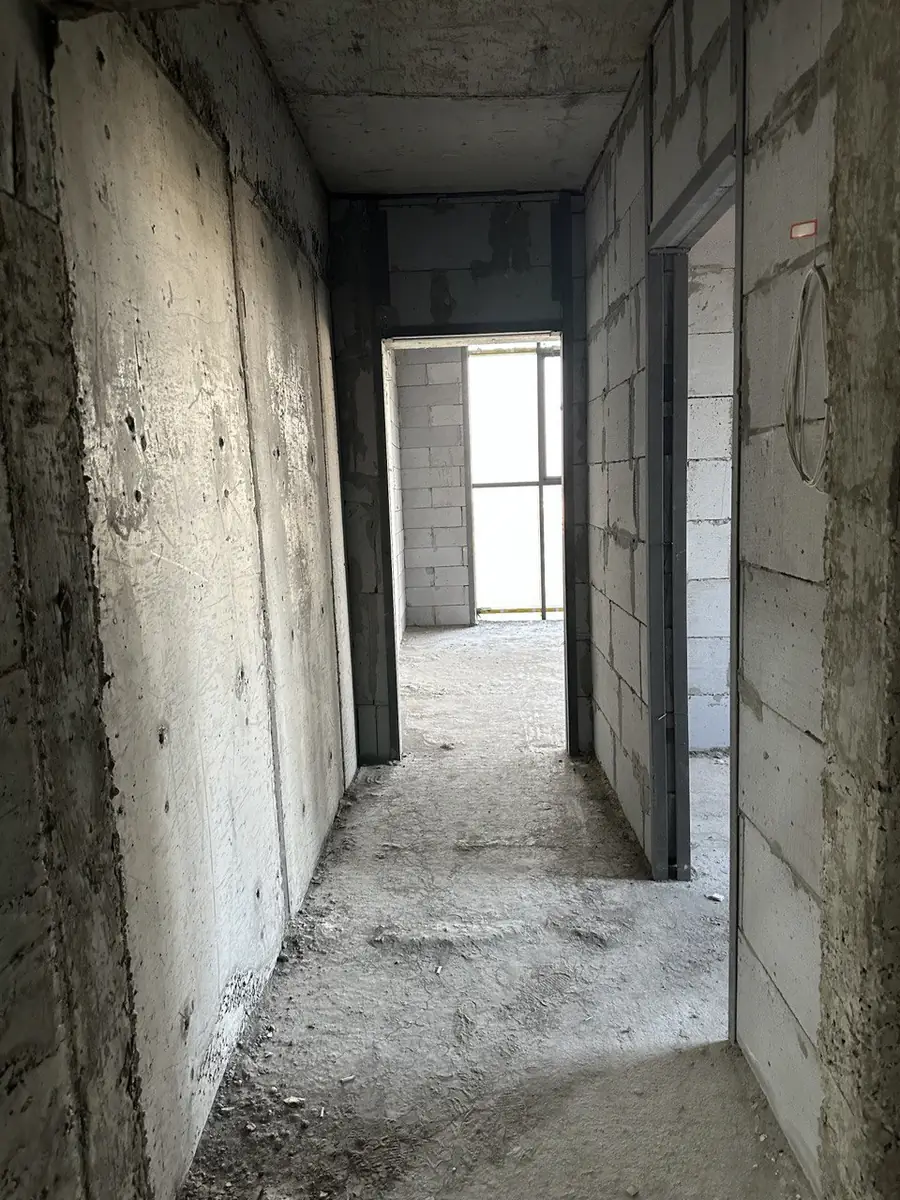 2 xonali kvartira sotiladi − 64 m²