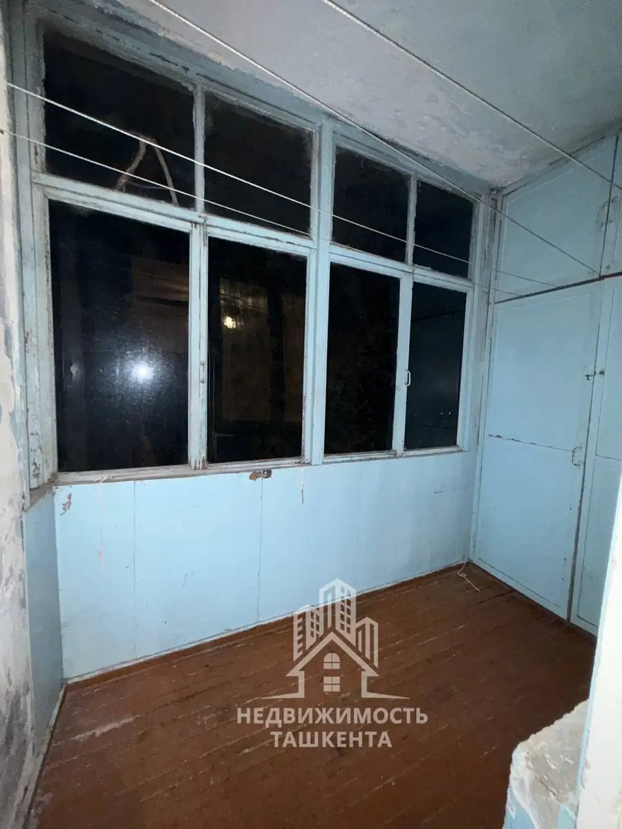 2 xonali kvartira sotiladi − 50 m²