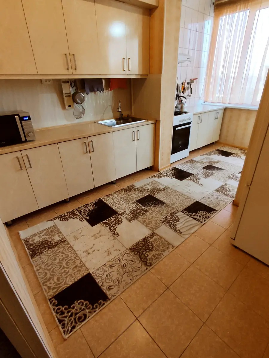 4 xonali kvartira − 98 m², 5/5 qavat