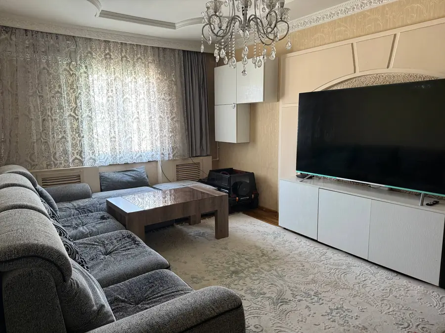 Продается 3-комнатная квартира − 80.3 м²