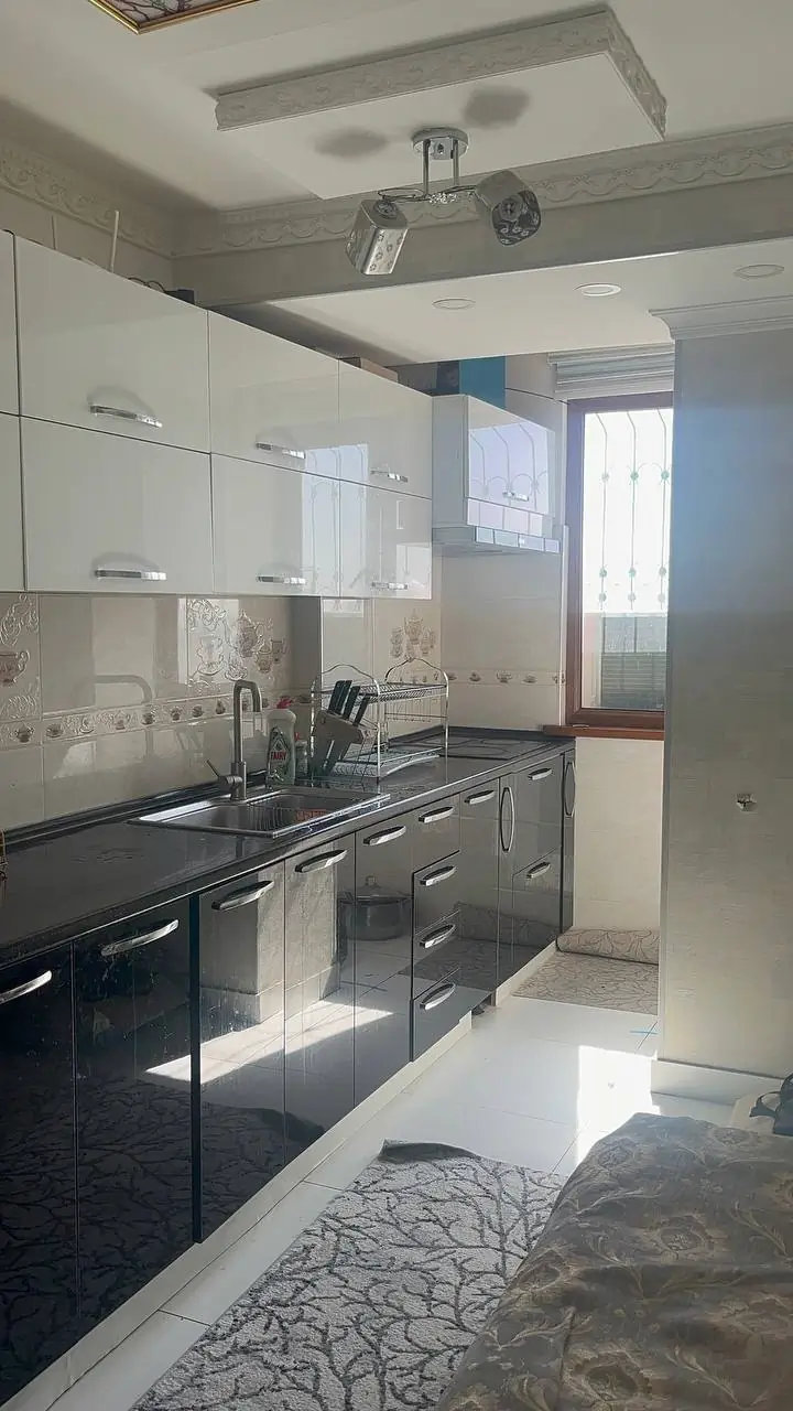 4 xonali kvartira − 100 m², 18/19 qavat