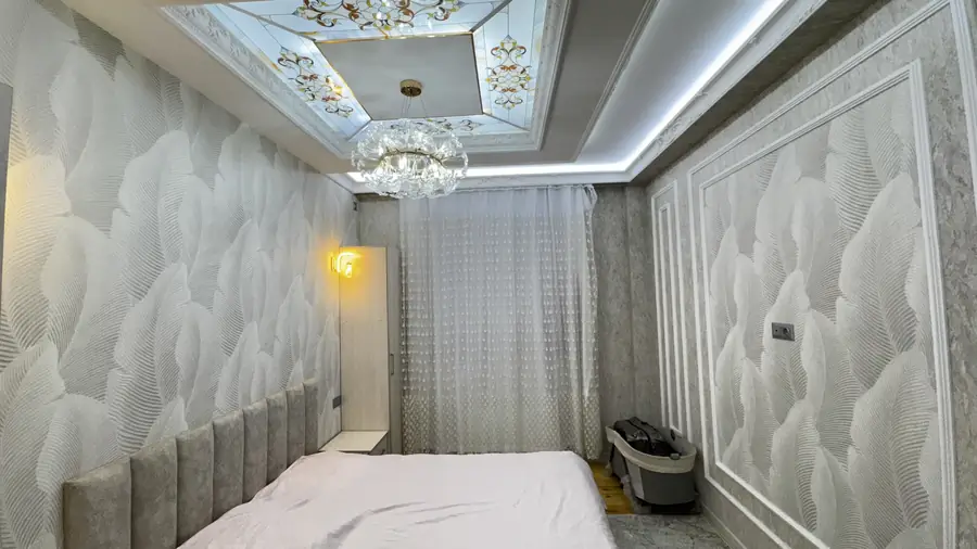 2 xonali kvartira sotiladi − 60 m²