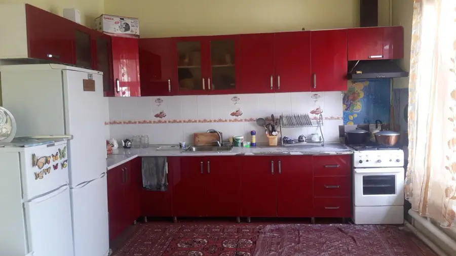 1 dan 4 xona kvartirada, 1/1 qavat