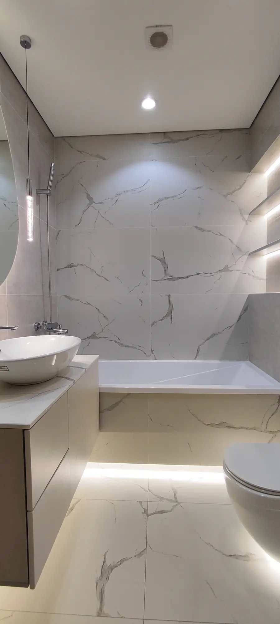 Сдается 3-комнатная квартира − 96 м²