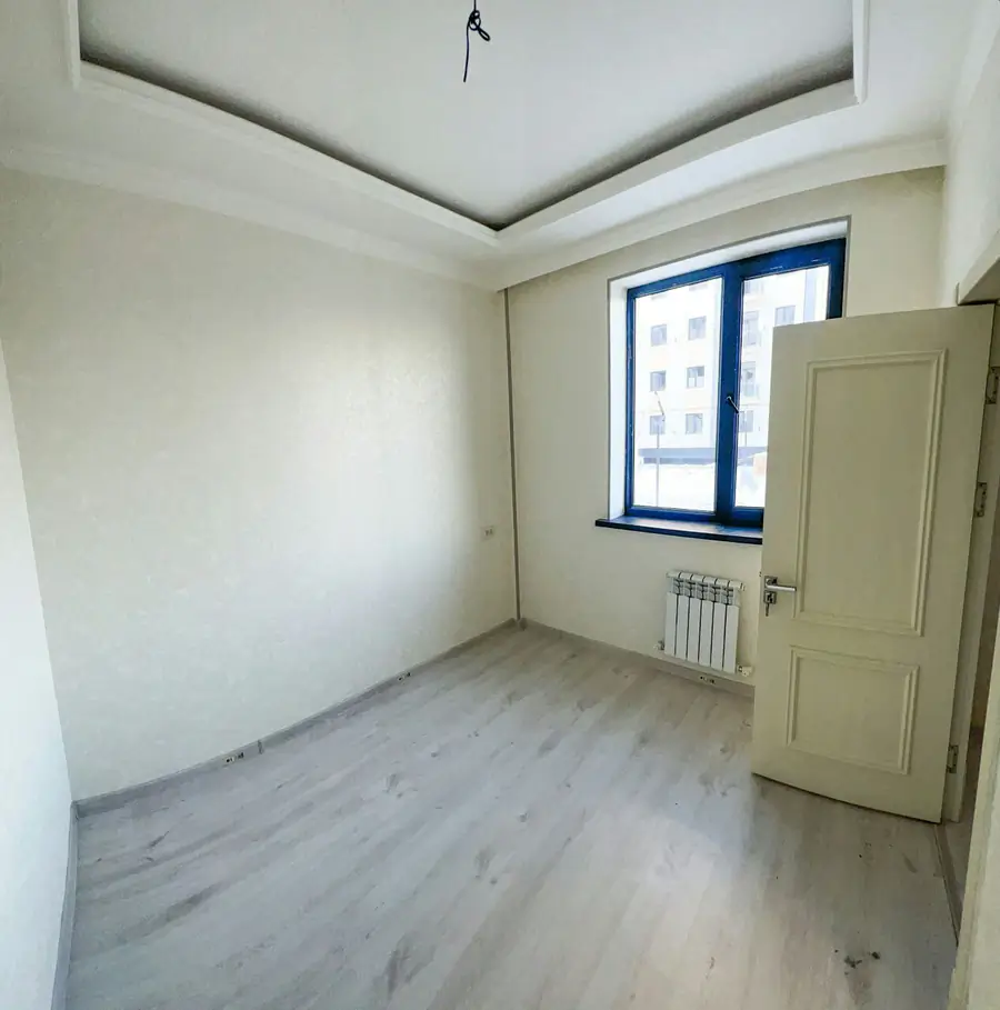 4 xonali kvartira − 95 m², 1/9 qavat