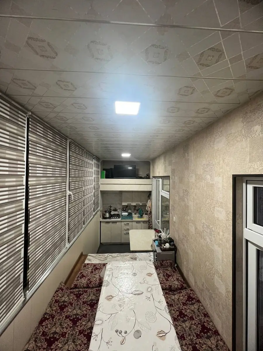 2 xonali kvartira sotiladi − 65 m²