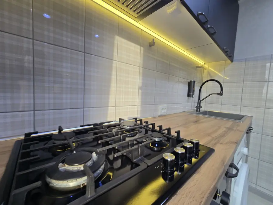 3 xonali kvartira − 60 m², 4/4 qavat