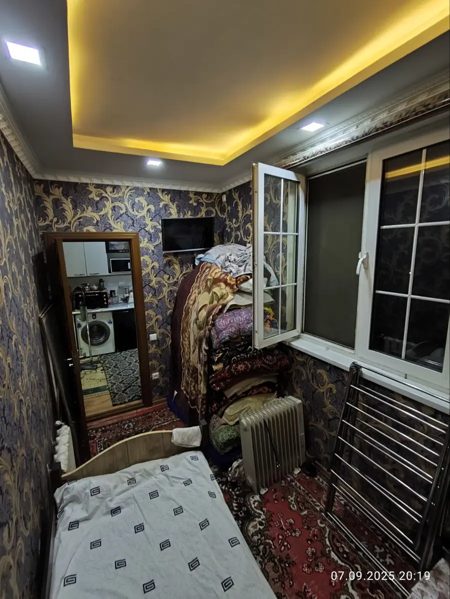 Продается 3-комнатная квартира − 59 м²