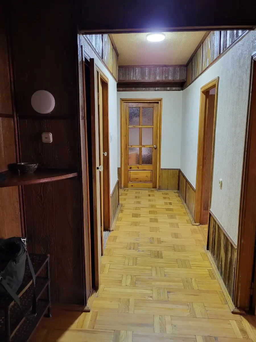 2-комнатная квартира − 63 м², 9/9 этаж