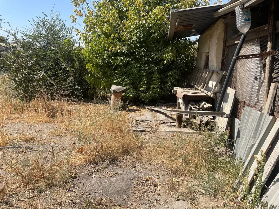 Продается участок − 5.6 сот.