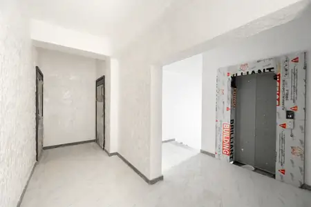 2 xonali kvartira − 43.3 m², 8/9 qavat