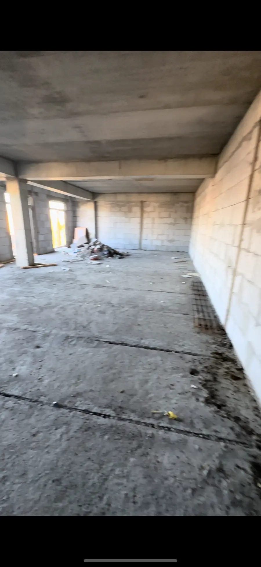 3 xonali kvartira sotiladi − 92 m²