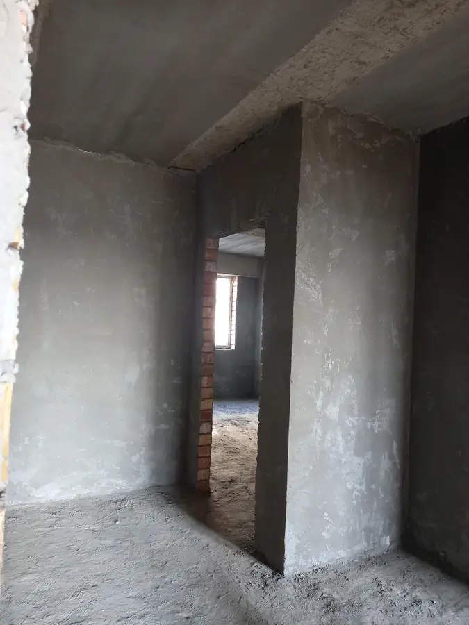 2 xonali kvartira sotiladi − 52 m²