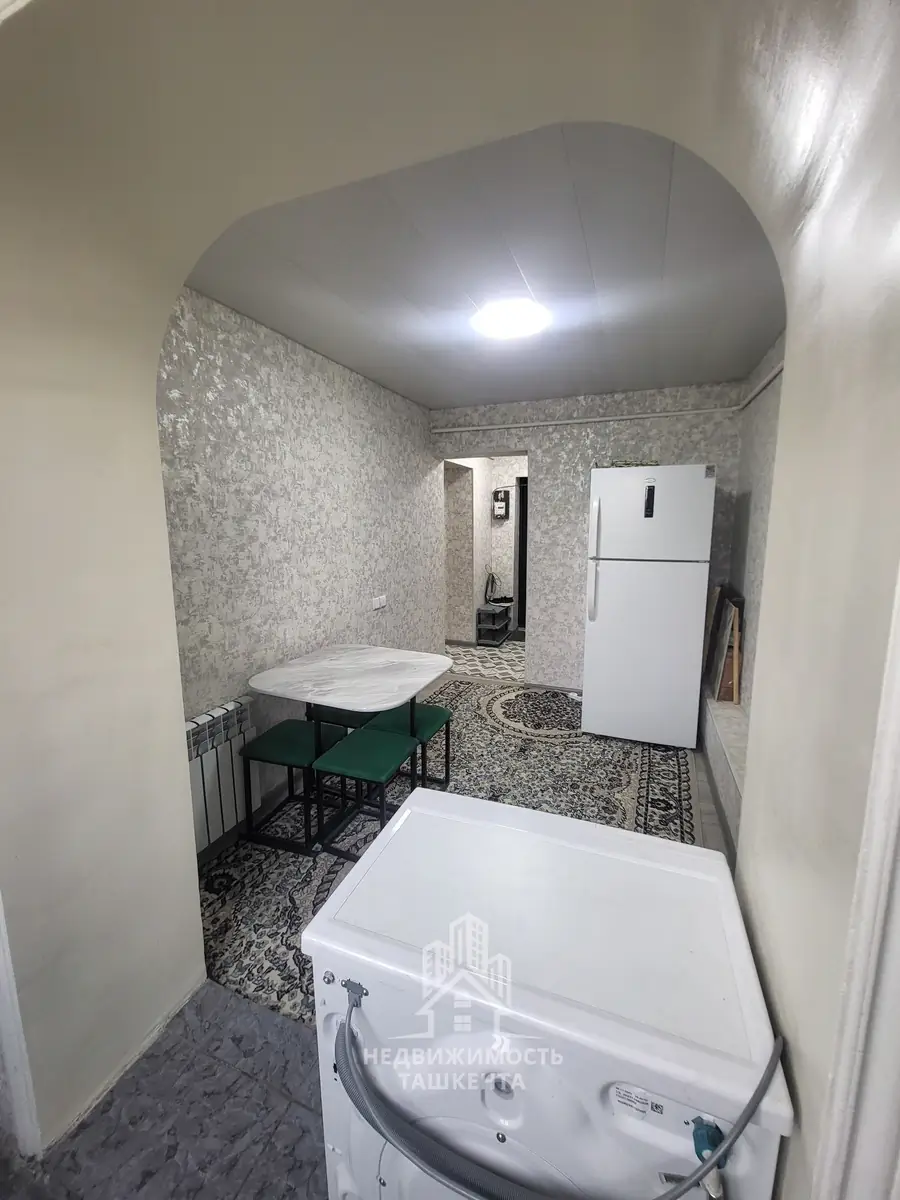 1 xonali kvartira − 30 m², 2/4 qavat