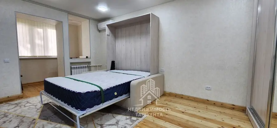 1 xonali kvartira − 30 m², 2/4 qavat