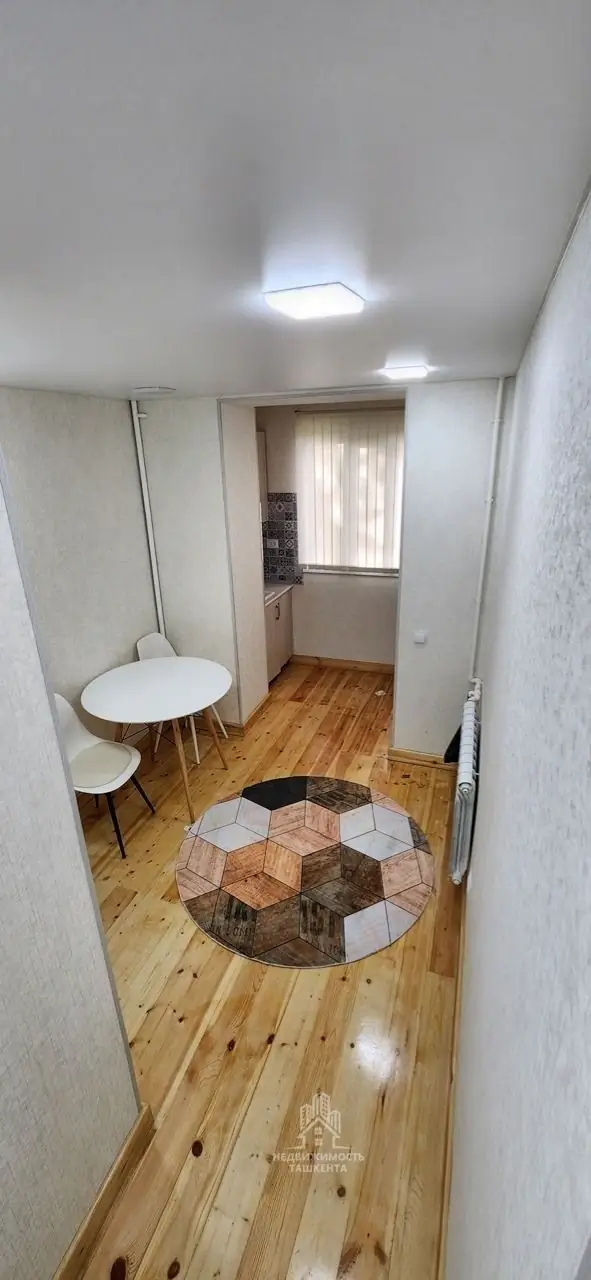 1 xonali kvartira − 30 m², 2/4 qavat