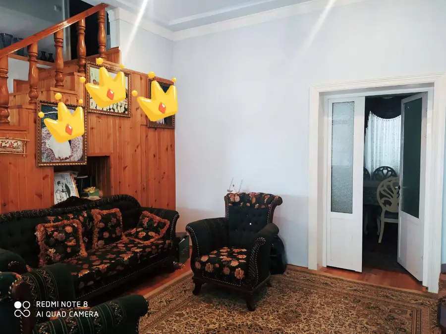 2 qavatli uy sotiladi − 400 m²